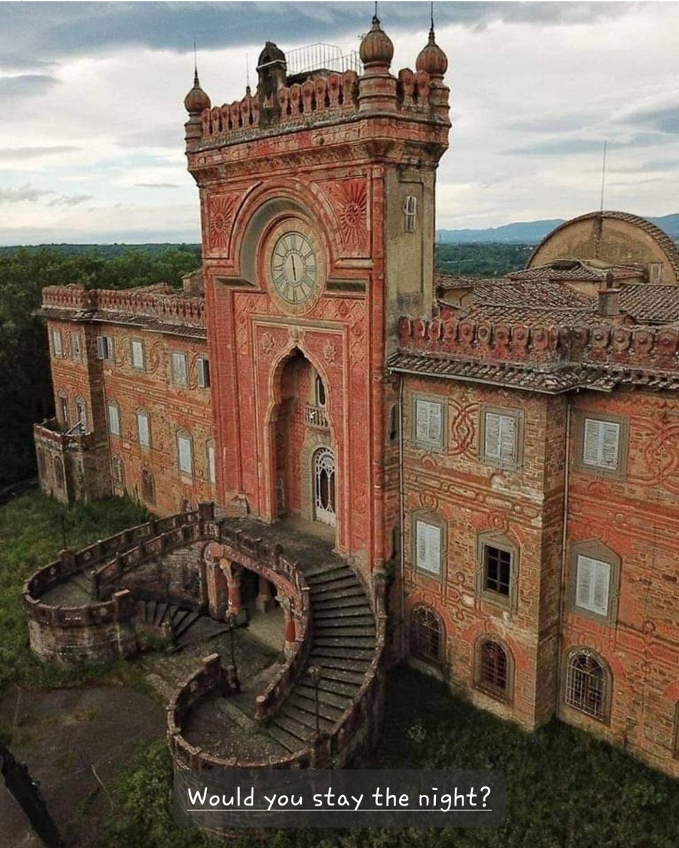 Kruell_Nation's tweet photo. Hell yes I would,
This place looks amazing.
#abandoned #deserted #probablyhaunted https://t.co/XQRoDrMkQd