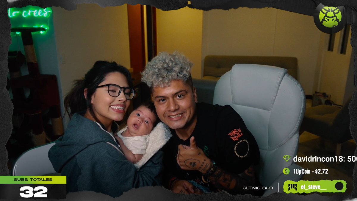 davnationteam's tweet photo. Esto es lo que queríamos ver hace tiempo, ver a esta hermosa familia! #DAVNATION

@dvdecheverry @yurygceron @davnationteam https://t.co/P4tZi2G6dP