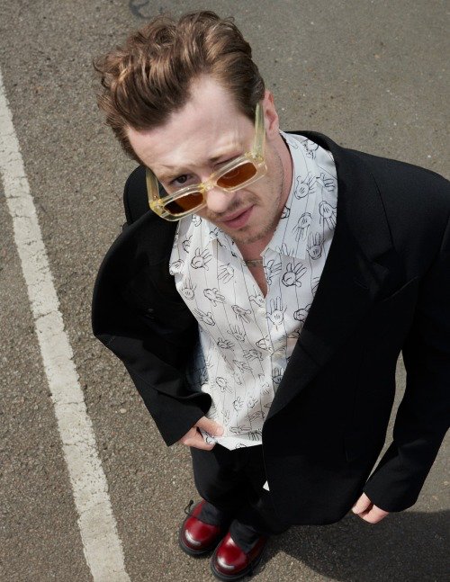 josephquinnbr's tweet photo. Joseph Quinn para a revista Contents Man. https://t.co/6WmurvGjUH