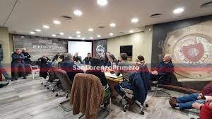 MarianoRovatti's tweet photo. COMUNICADO DE NUEVO RUMBO SANLORENCISTA SOBRE LA CONVOCATORIA A ELECCIONES ANTICIPADAS
La agrupación Nuevo Rumbo Sanlorencista expresa por este medio su apoyo a la decisión política de convocar a elecciones anticipadas para renovación de las autoridades del club. https://t.co/D8mkmiUuFw