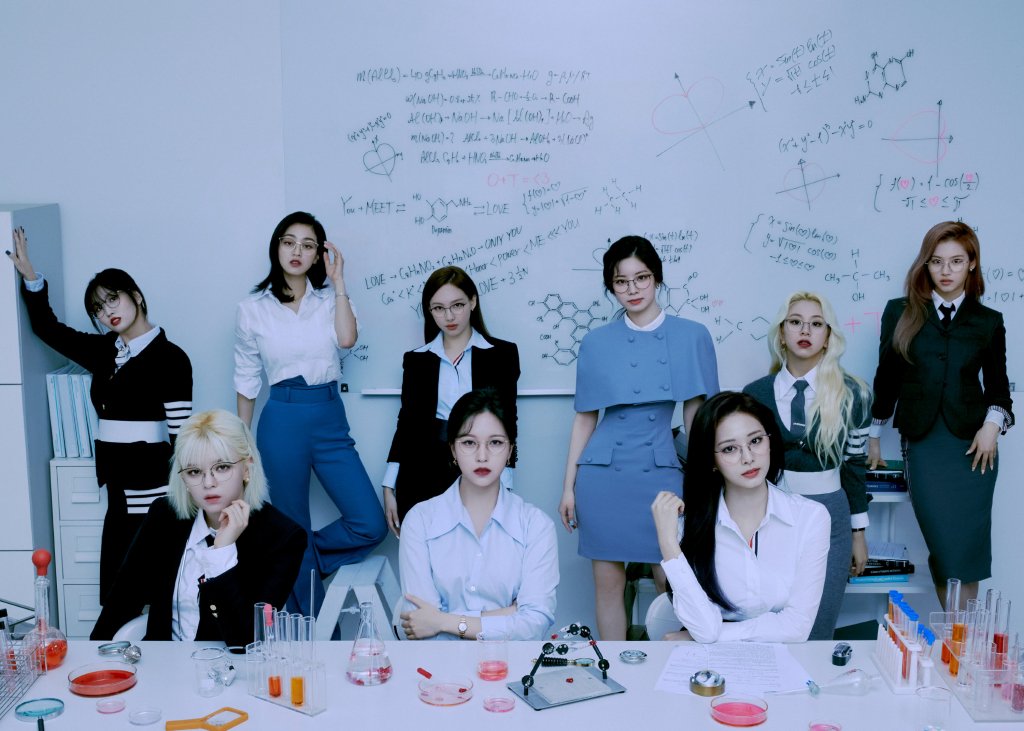 theseoulstory's tweet photo. All of TWICE members have renewed their contracts with JYP Entertainment

Source: https://t.co/OHGPmuGkMi https://t.co/RKkjcmyb5s