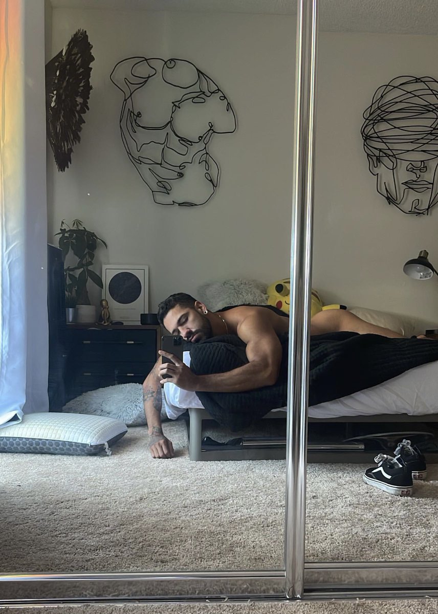 JP_PR1's tweet photo. Who’s trying to come over 😛 https://t.co/cePhJ1cYC5