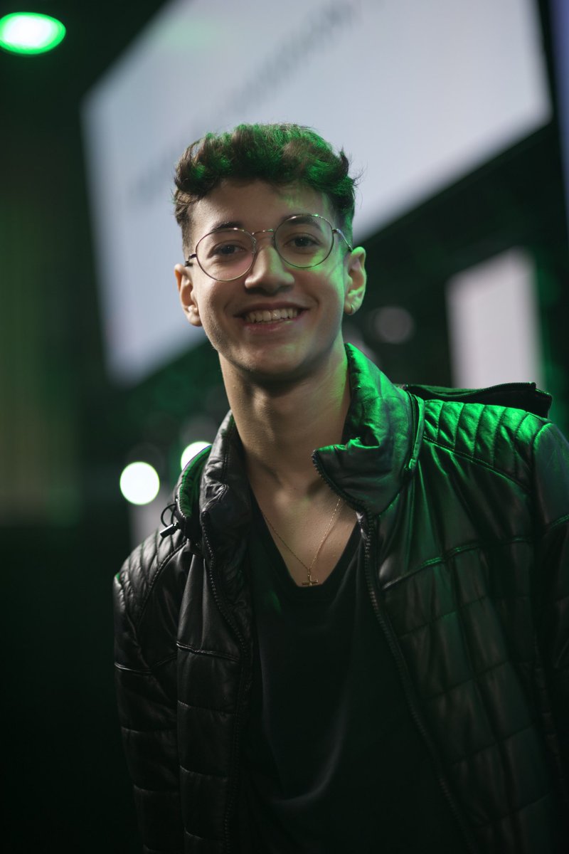 Shisley15's tweet photo. Como pode ser tão lindo❤️ Minha Vida👦🏻 https://t.co/xf0aoPLzrp