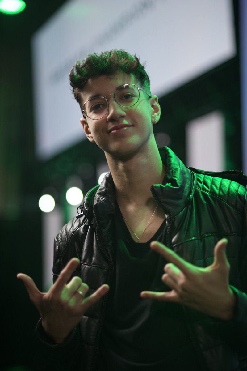 Shisley15's tweet photo. Como pode ser tão lindo❤️ Minha Vida👦🏻 https://t.co/xf0aoPLzrp