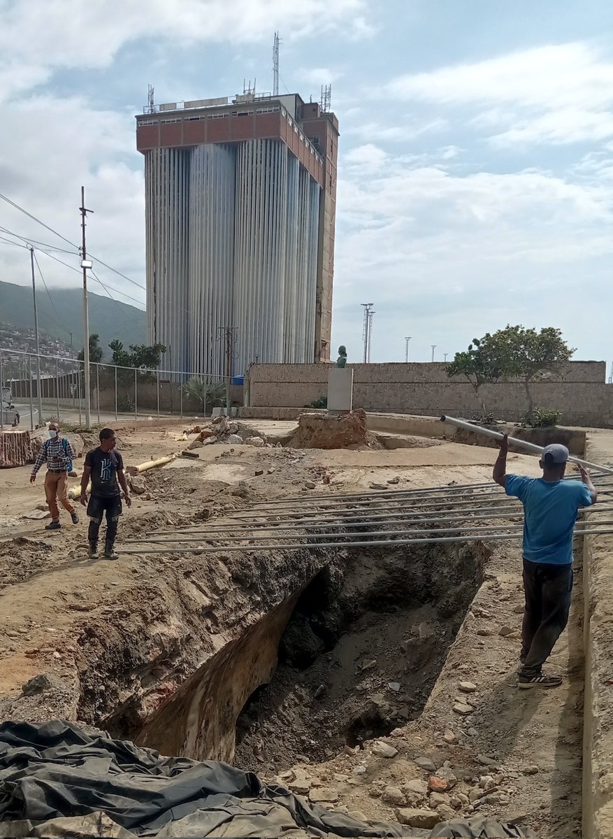 redesipc's tweet photo. #IPC,Gobierno regional #LaGuaira,Alcaldía munic #Vargas, historiadores e investigadores #UCV y Univ.SimónBolívar,expusieron consideraciones y crearon mesas técnicas para abordar sigilosamente los trabajos de prospección en baluarte del litoral central.@VillegasPoljak @dinorahcruz https://t.co/GQZs5lFQe2
