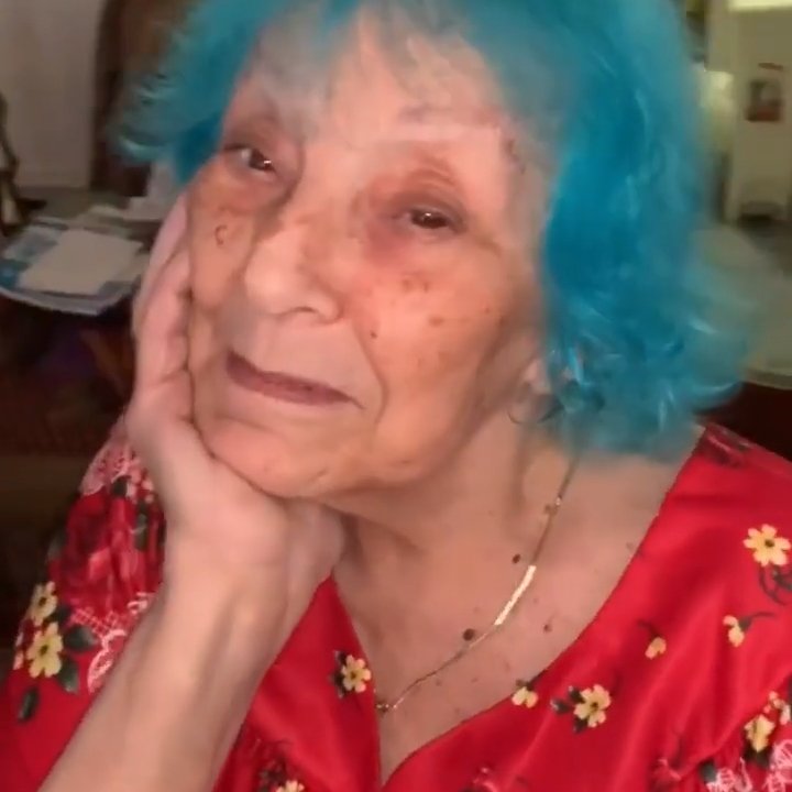 Fizzlings's tweet image. Me in my 70s