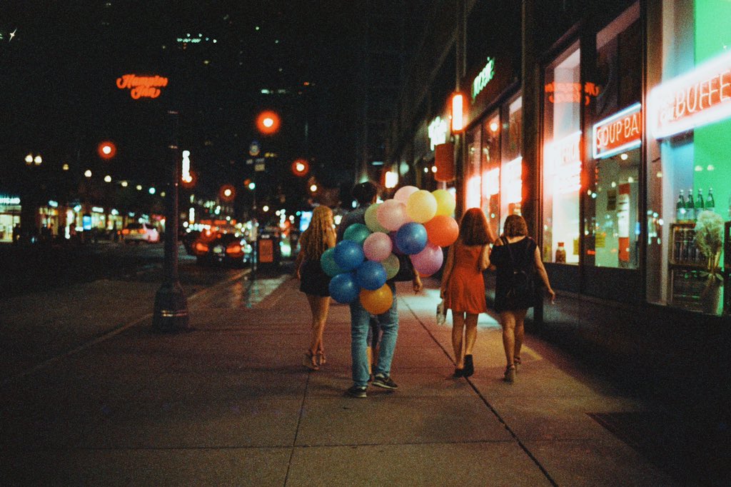 NotKelseySmith's tweet photo. A good night on film 💫 https://t.co/aZ1rIsRNeQ