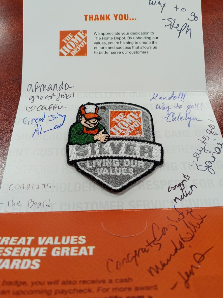 ABojorques's tweet photo. I dont brag about much when it comes to my job but things like this make me proud cause they come from peers and ppl i respect ...... But with that said im not satisfied i hear there's gold,platinum and diamond and i want them lol 💯 #1846proud @Carrie_e_Garcia @EddiePereida101 https://t.co/blVb6gVvbu