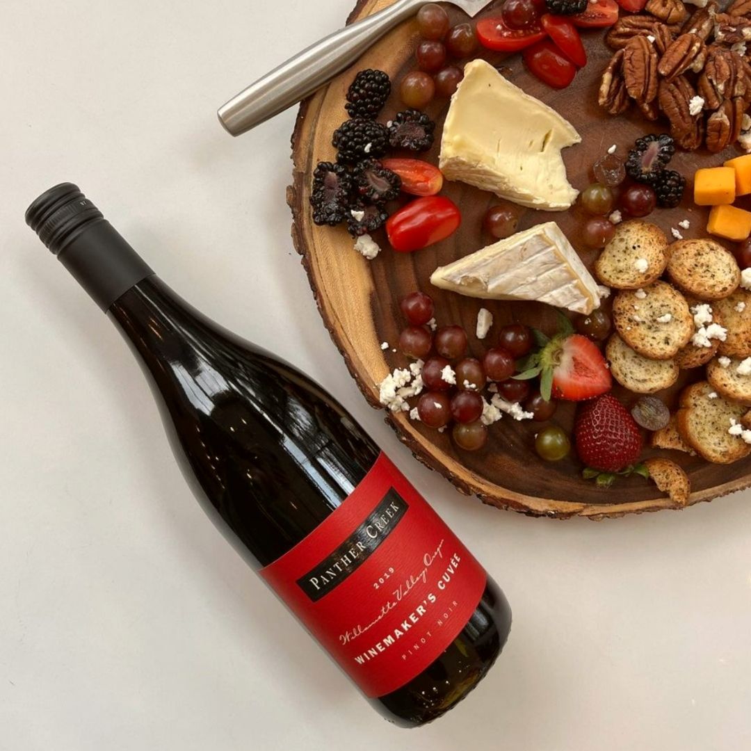 The4Top's tweet photo. Rounding out this week's #DessertCourse, @niquesomm recently enjoyed the @Panther_Creek Willamette Valley 2019 Winemaker’s Cuvée Pinot Noir, a delicious Oregon Pinot with notes of cherry cola. Share with us what you’re enjoying for your Dessert Course! Link in bio. https://t.co/1Dhi4YcegH