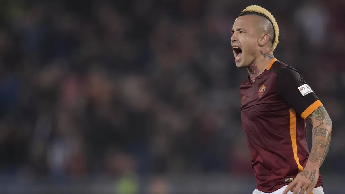 9. 

AS Roma (Rome, Italy)
Home jersey 2015-16
Nike