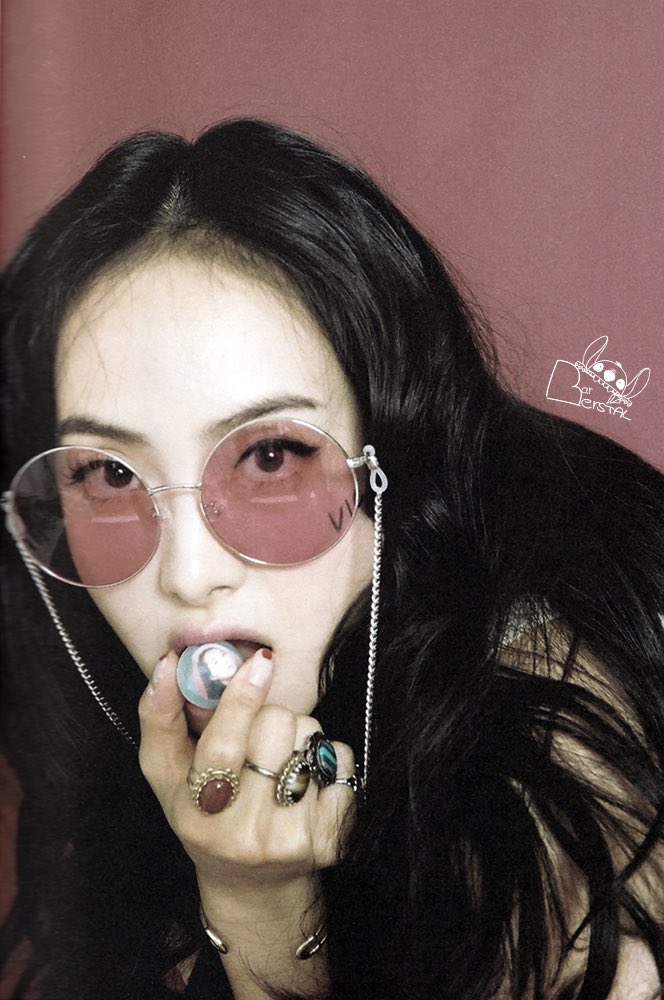 oldfxpics's tweet photo. fav pics from the 4 walls album (12P) https://t.co/wItaPOgeJr