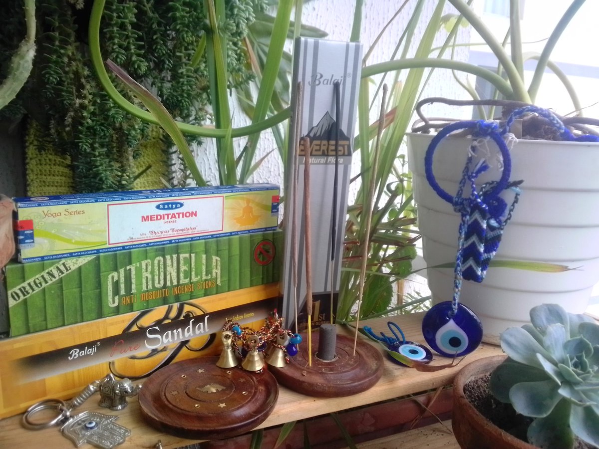 AgujaCrochet's tweet photo. #LapulperiaOrganica somos tu #DealerAromanico de las casas Inciensales #Satya #Balaji #Darsha #Hem #Sac #Padami en Caracas y lo enviamos...Todas presentaciones de #PaloSanto desde 100 Gr a 12$ y #2PackdePaloSanto en 15 Bs para toda Caracas.. https://t.co/UecsoFirft