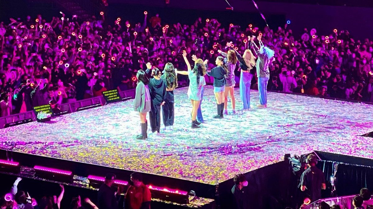 alwaysformomo's tweet photo. Propongo que este fecha quede en los libros de la historia cómo uno de lo más importantes, gracias por existir TWICE 

TWICE FOREVER
#ForeverWithTWICE #ThankYouTWICE @JYPETWICE #TWICE https://t.co/7K1TQqedBs