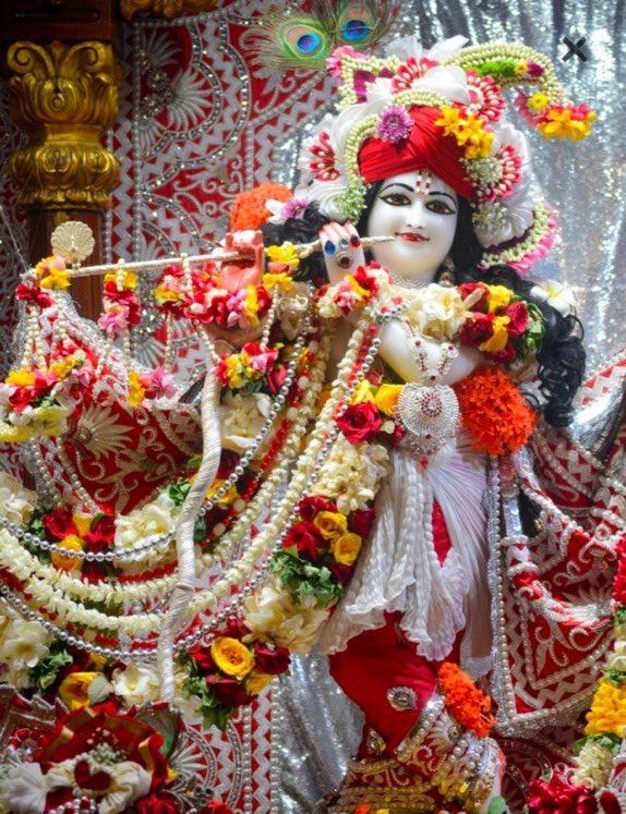 सोच भले नई रखो* 
 *परन्तु* आधार के लिए 
 *संस्कार पुराने ही अच्छे हैं ।* 

    *🙏जय श्री कृष्णा🙏*