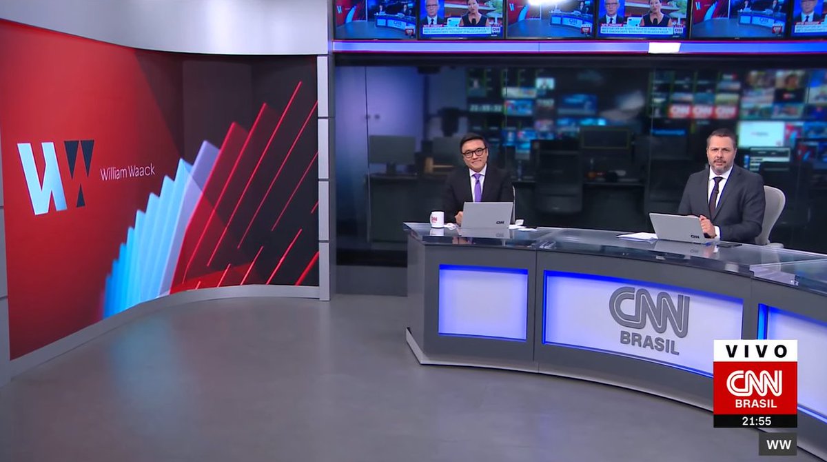 MeninoHaron's tweet photo. #WWCNN com @caiojunqueiraf, @fnakagawa, @lsantanna e @gustavouribe!
CNN.
Você por dentro de tudo. https://t.co/nFSJ6fLtxp