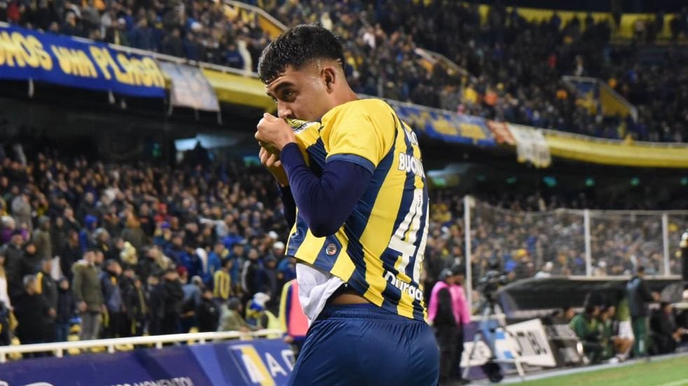 StatsFA's tweet photo. Facundo Buonanotte marca ante Sarmiento por Liga Profesional🏆su 1er gol en Rosario Central🟡🔵en 14PJ en el club https://t.co/mZVOcL9sMn