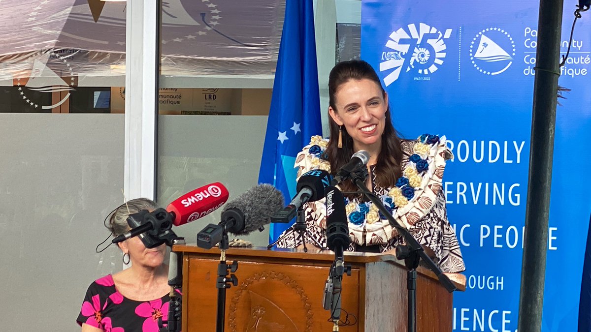 Viti_Kid's tweet photo. “We’ve worked very hard to heed the call of our brothers and sisters, responding to the call of climate finance” @jacindaardern visiting the Centre for pacific crops and trees. @scakau1 @spc_cps @elenoa_salele https://t.co/zOW0o4ILyO