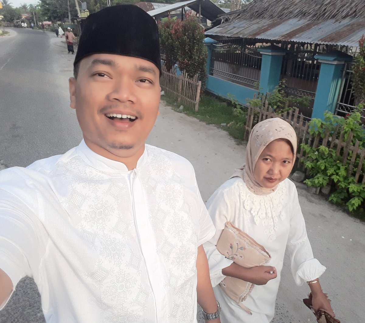 gandasimon28's tweet photo. Idul Adha 1443H 🐑🐫🐐🐃🕌 https://t.co/CmU523wrX6