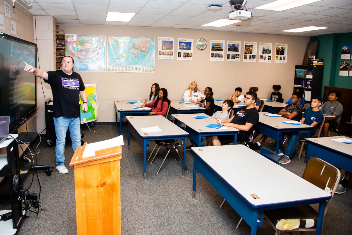 Lufkin ECHS tweet media