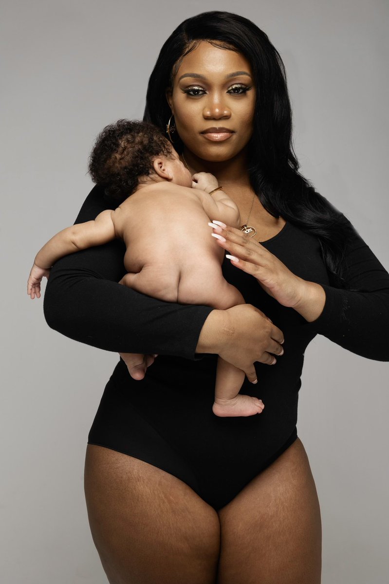 Baddie__Bee's tweet photo. Baby E 🧸 Hot Mom 💙
#2monthspostpartum #newbornphotoshoot #muvafirst #baddierightafter ✨ https://t.co/NXkbofYTzv