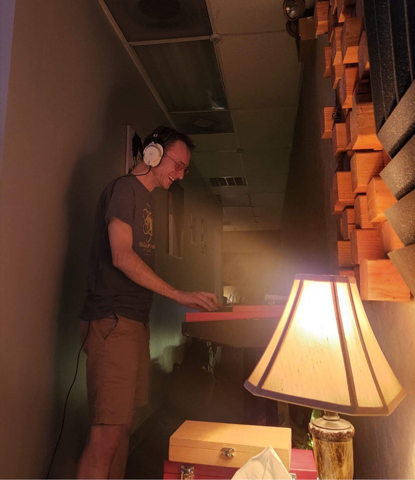 A great day of tracking classic covers through the Neve 8424! Neo American Pioneers brought the 🔥 <a href="/AMSNeveLtd/">Neve</a> <a href="/WarmAudio/">Warm Audio Support</a> 
#recordingstudio #troyohio 
#neve1073 #daytonmusic 
#ohiomusic #recordingclassics