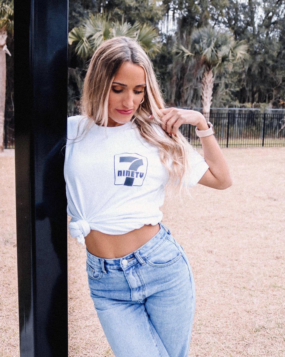 Checked the calendar this morning and it said it was drop day… Happy 7/11 family! 📆✨

Available now on estninetyseven.com for a limited time — GO FUEL UP!