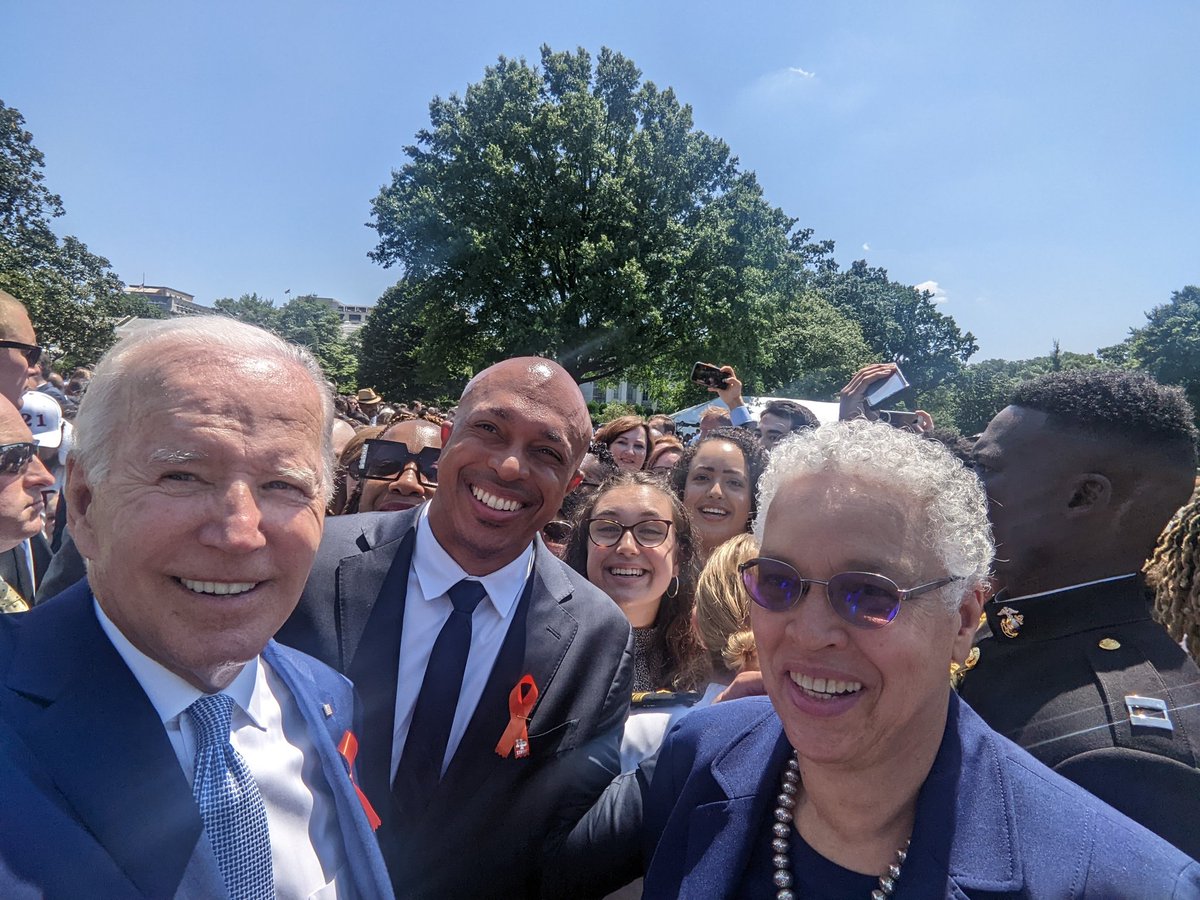 nshields's tweet image. Honored to accompany @ToniPreckwinkle to the White House today to commemorate the passage of the Bipartisan Safer Communities Act.

Selfie Photo Credit: @POTUS