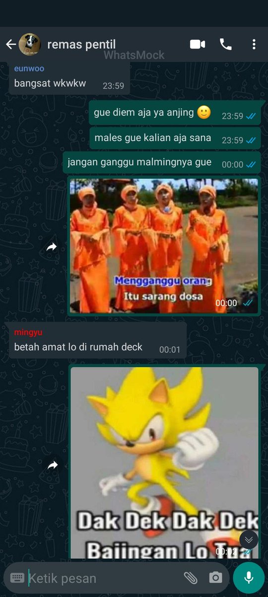 taebearattack's tweet photo. taekook • kookv short au

; tentang mingyu mengajak temannya dipasar malam.  kebetulan jungkook jomblo dari lahir dan mingyu mengajak ke peramal jodoh.

//harsh word , older!jk , sma! tae kuliah! jk , crack , fluff https://t.co/mJSBKPj8o1