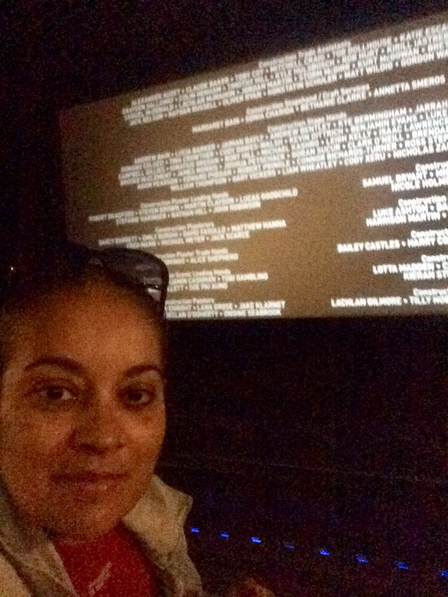 2interativa's tweet photo. #MondayMagic🎩✨ #THORS !!!!!!.⚡️⚡️ LOVE AND THUNDER ❤️ 💛. COOL !!. #NataliePortman😘 #ChrisHemsworth 🥳 💪🏽 #TessaThompson 😘  #ChristianBale #ThorLoveAndThunder. #Cinema🎞 #TicketPurchased. Photo:Daniela Matheus. https://t.co/DNp1V0X2ko