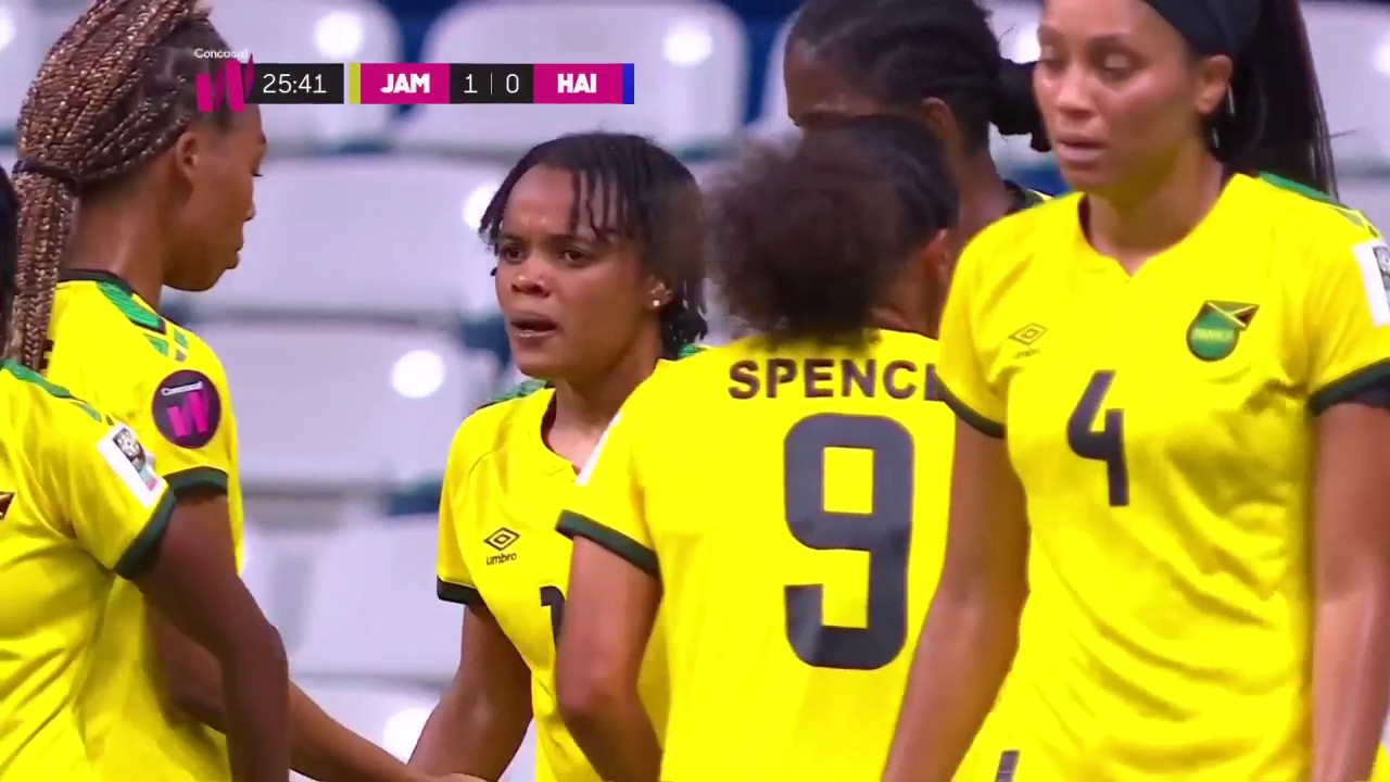 ⚽ 🇯🇲 GOAL Trudi Carter! @jff_football takes the lead 1-0 over @fhfhaiti! 

#CWC”