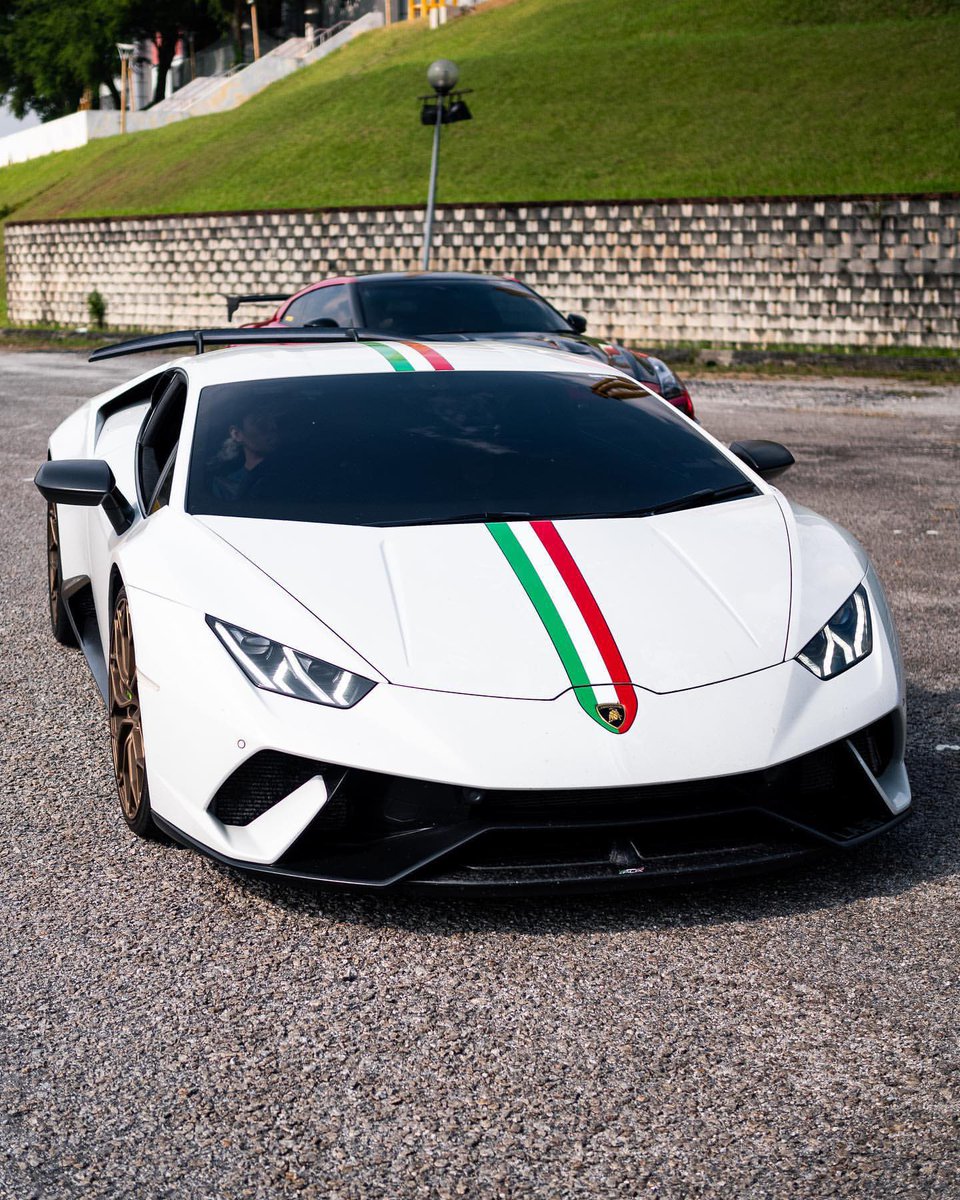 ShockExotics's tweet image. Lamborghini Huracán Performante