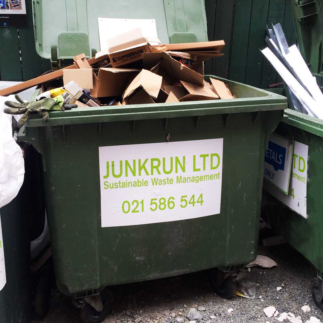 Junk Run tweet media