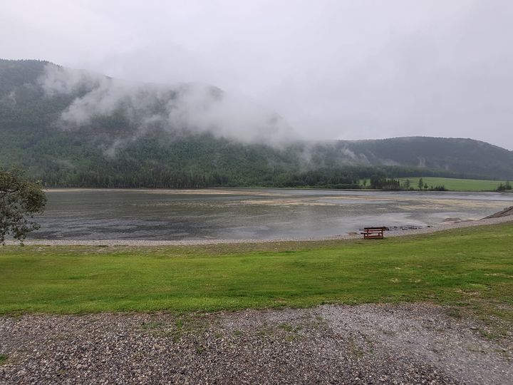 toadriverlodge's tweet photo. Thank you Jiffy Paul for sharing this gorgeous photo from a recent trip to Toad River Lodge!
#toadriverlodge #comeseeus #roadtrip2022 #alaskahighway #reflectionlake https://t.co/MiHFyyBoGC