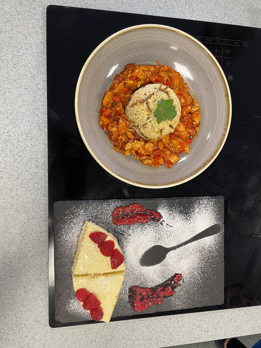 StockGrnHouse's tweet photo. What an experience! An array of culinary talent was on show last Friday in our SGS Masterchef Grand Final. Winners to be announced soon. More photos and videos on the way. @StockGrnHouse @Stockgrn https://t.co/S3ke1FNeJd