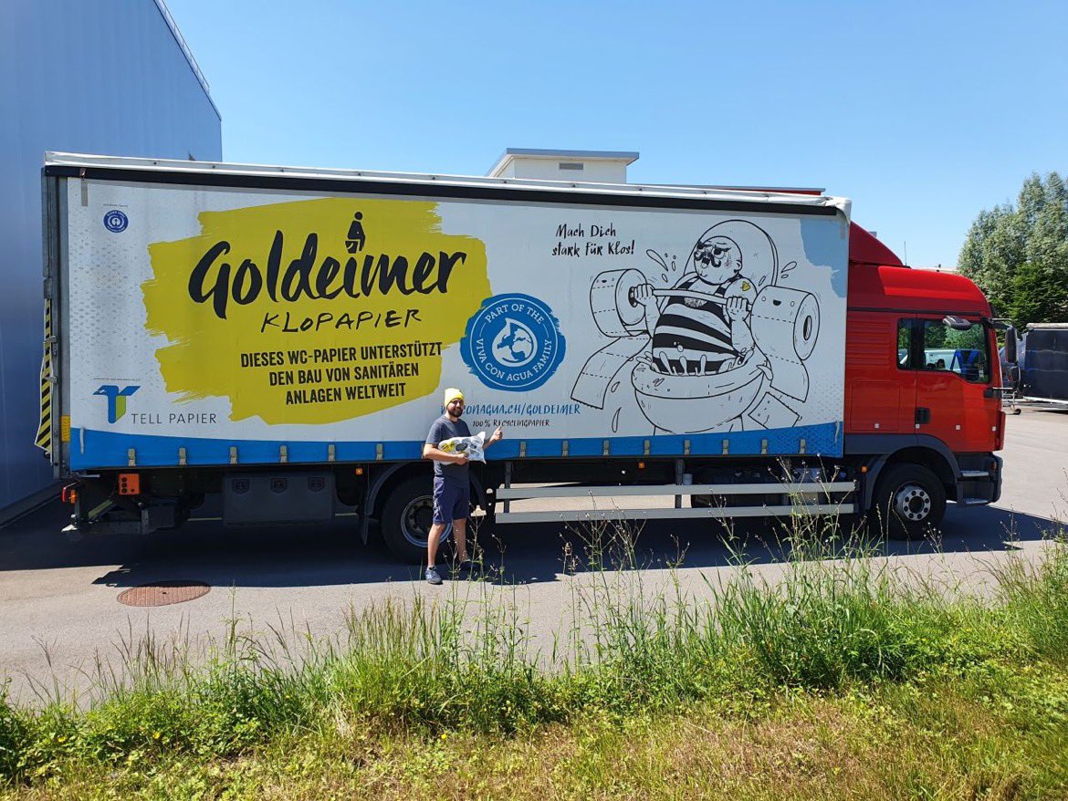 MichaFritzVcA's tweet photo. @goldeimer in #Switzerland 🔥 Finally our #swiss friends from @VcASchweiz can shit properly now #sanitationisahumanright #schweiz #goldeimer #toiletpaper 🧻 https://t.co/xoEixtxFox