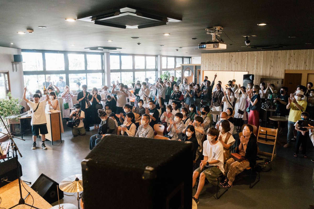 2022.07.10 
universe release tour final
<a href="/folkfolk_ise/">FOLK FOLK｜Hostel, Wedding, Cycle, Cafe&Bar</a> 

満員御礼にしてくれた皆んなに感謝しかないです

ツアーファイナルのあの場所にいてくれた人
Liveでしか伝わらない気持ち、思いが胸に届いていたら嬉しいです

見届けてくれた皆さん
ありがとうございました！
