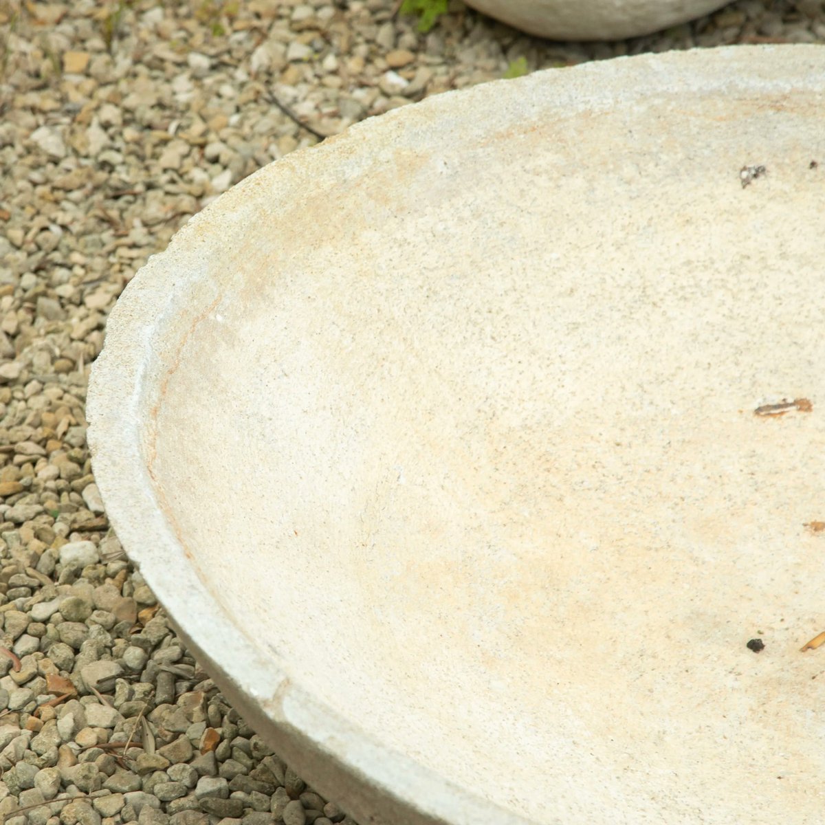 L A T E S T  A R R I V A L ✨ 

Pair of 20th Century Composition Coupes

buff.ly/3OXdmdz

#LorfordsAntiques #Lorfords #Antiques #20thCentury #Coupes #Architectural