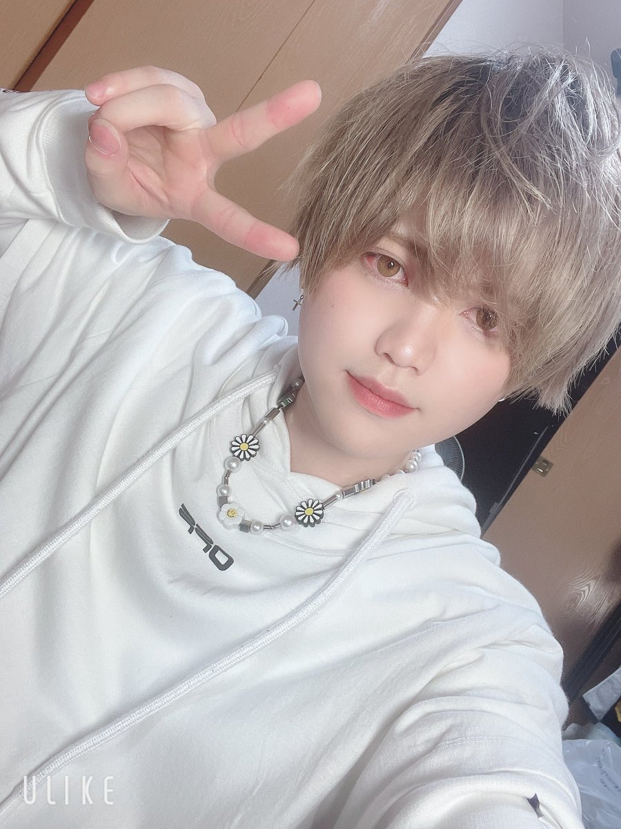 今日もまってまーす！！

 #EyesGroup