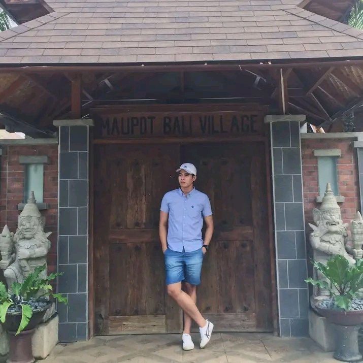 MarkRafael08's tweet photo. ☺️☺️
Yong single tayo Kaya naeenjoy mag Isa☺️ https://t.co/k0NGRrBgAK