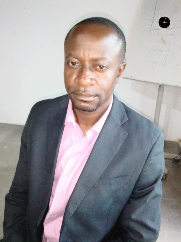 IsmamOfficiel's tweet photo. 🛑🛑🛑🛑😃
 [NOMINATION ACADÉMIQUE] 📚

 *Il est connu,
 *Le visage du tout nouveau  Directeur des Affaires Académiques  (DAAC) de l'ISMAM-Nkongsamba.  📚🤝🏽* 

👇🏽 _Découvrez son profil et laissez en commentaire vos souhaits d'accomplissement ici_ 😁
https://t.co/SG8abXG3va https://t.co/1wg733ytF8