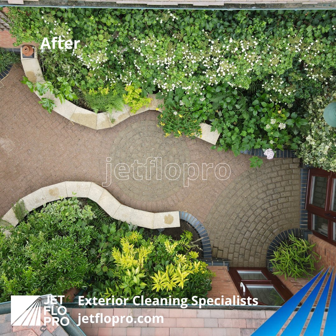 JetFloPro's tweet photo. We had some spare time to help a local hospice get one of their areas looking lovely and clean a little bit of pruning to make it easier to walk around 😀 https://t.co/Z6GHOA6CJJ