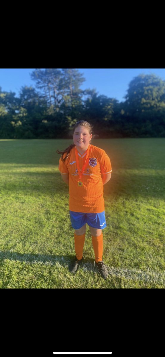 Congratulations to Daisy who topped off a fantastic season, finishing top of the league and awarded parents player of the season! Great work Daisy!  <a href="/EllowesPe/">Ellowes Hall PE Department</a>