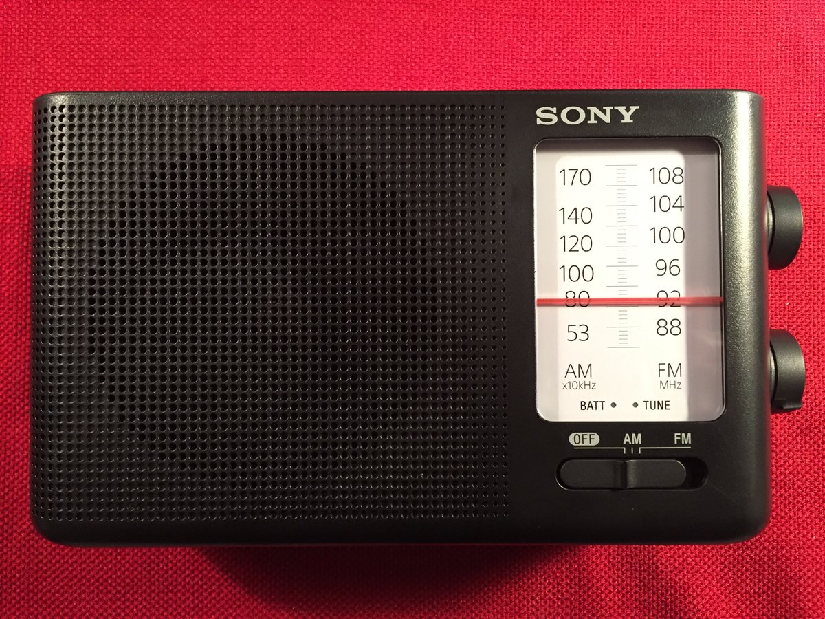 todderbert's tweet photo. The Sony ICF-19 on Sale for $21.56
At Amazon: https://t.co/cBYiHzlySr
My Review: https://t.co/XrQjhDQ5gN
#sony #icf19 #am #fm #portable #radio #400Hours #preppingtime #AmazonPrimeDay2022 #todderbertfindsyoudeals https://t.co/hHntWfM4Rf