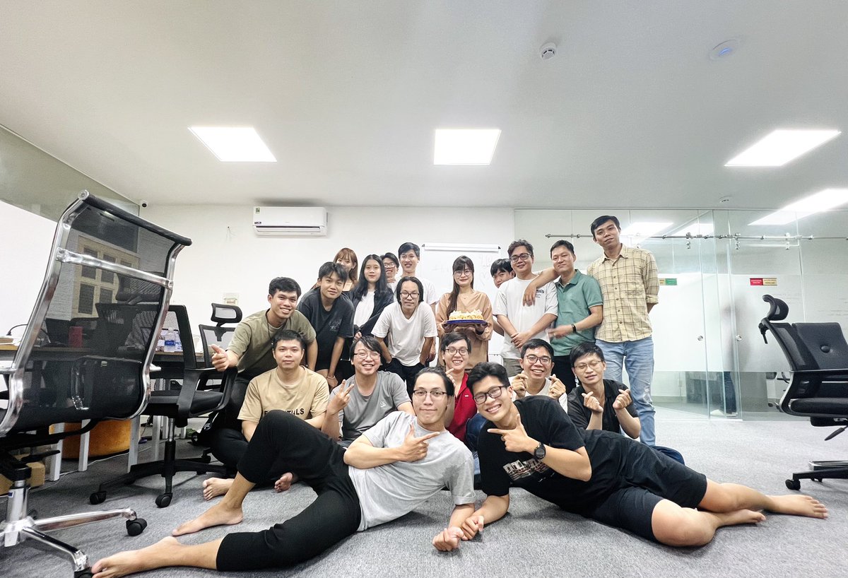 Mydynguyen1207's tweet photo. Thank you for all the best wishes.
Happy birthday to me ❤️
#MyBirthday #oneblocklabs #vietnamesegirls #cryptogirl https://t.co/OKgdTF72yw