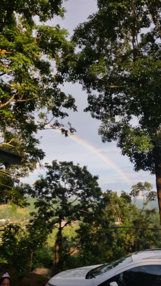 ToshminaB's tweet photo. Did they find that "Pot of Gold"yet...?!!!

#northeastindia #rainbow https://t.co/T9YWa3uFVn