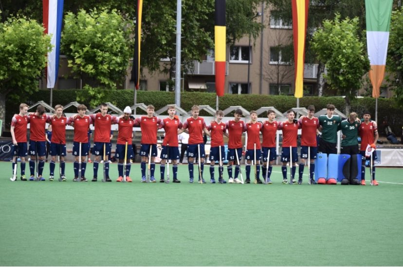 willgrant_1's tweet image. Good start to the 8 nations with the England U16 boys, with a 4-4 draw vs Spain 🇪🇸, now onto to Scotland🏴󠁧󠁢󠁳󠁣󠁴󠁿 for the second match in our group. @obohockey @EnglandHockey 🏴󠁧󠁢󠁥󠁮󠁧󠁿🏑