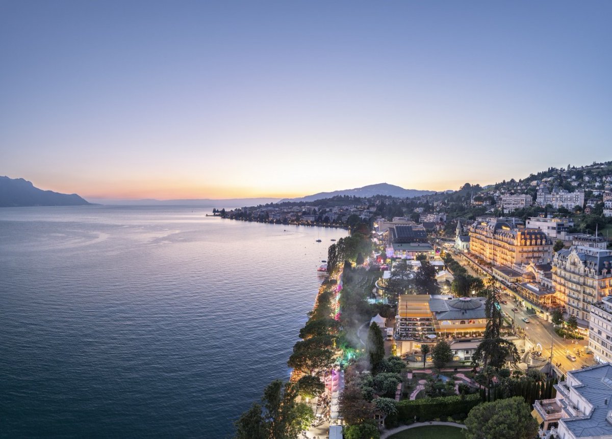 LucerneFestival's tweet photo. Great music at an iconic location on the shore of a beautiful lake – these are the ingredients for an unforgettable festival summer both in Montreux and Lucerne!
We wish our fellow #SwissTopEvents member @MontreuxJazz all the best for the grand finale of their 2022 edition. https://t.co/A9v0ZUhnCR