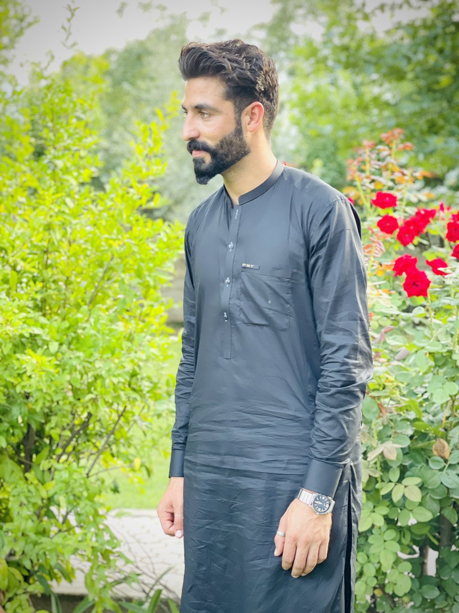 SahibzadaUsma47's tweet photo. Eid mubarak to everyone
May the Mubarak occasion of Eid-ul-Adha bring happiness, peace and success in your life.❤️❤️
#eidaladha
#2k22
#BlackClick https://t.co/nSwJImEjPW
