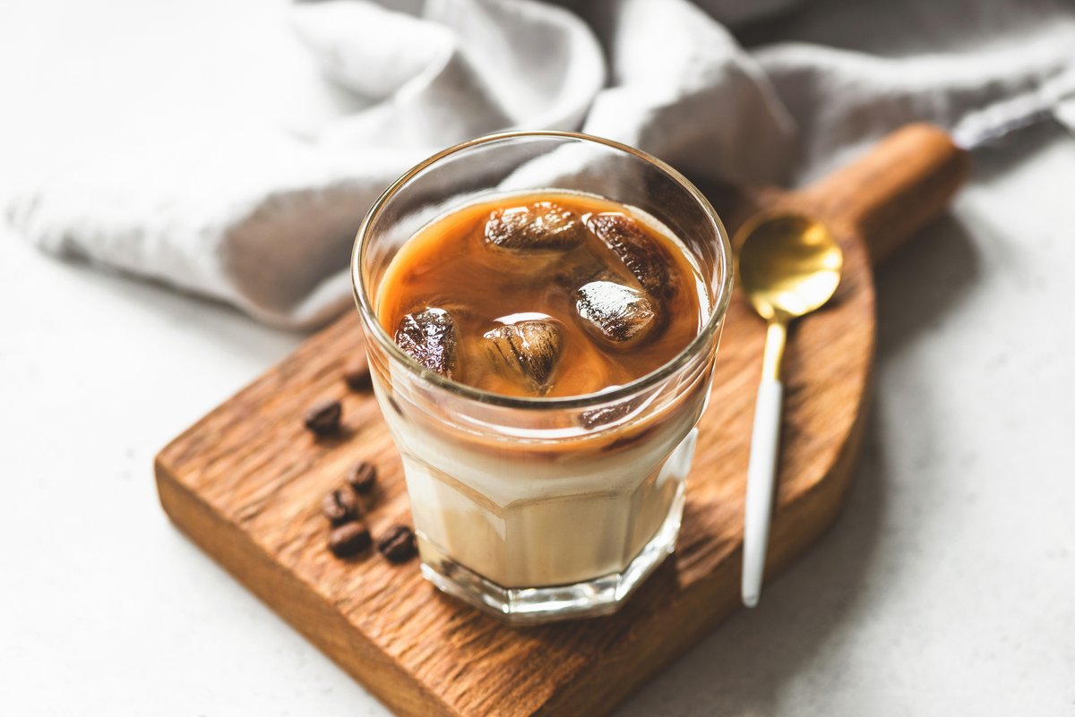 Aromistico's tweet photo. There’s only one way to cool down when the sun comes out ☀️🧊
#coldbrew #icedcoffee #Aromistico https://t.co/7g6PnYixCG