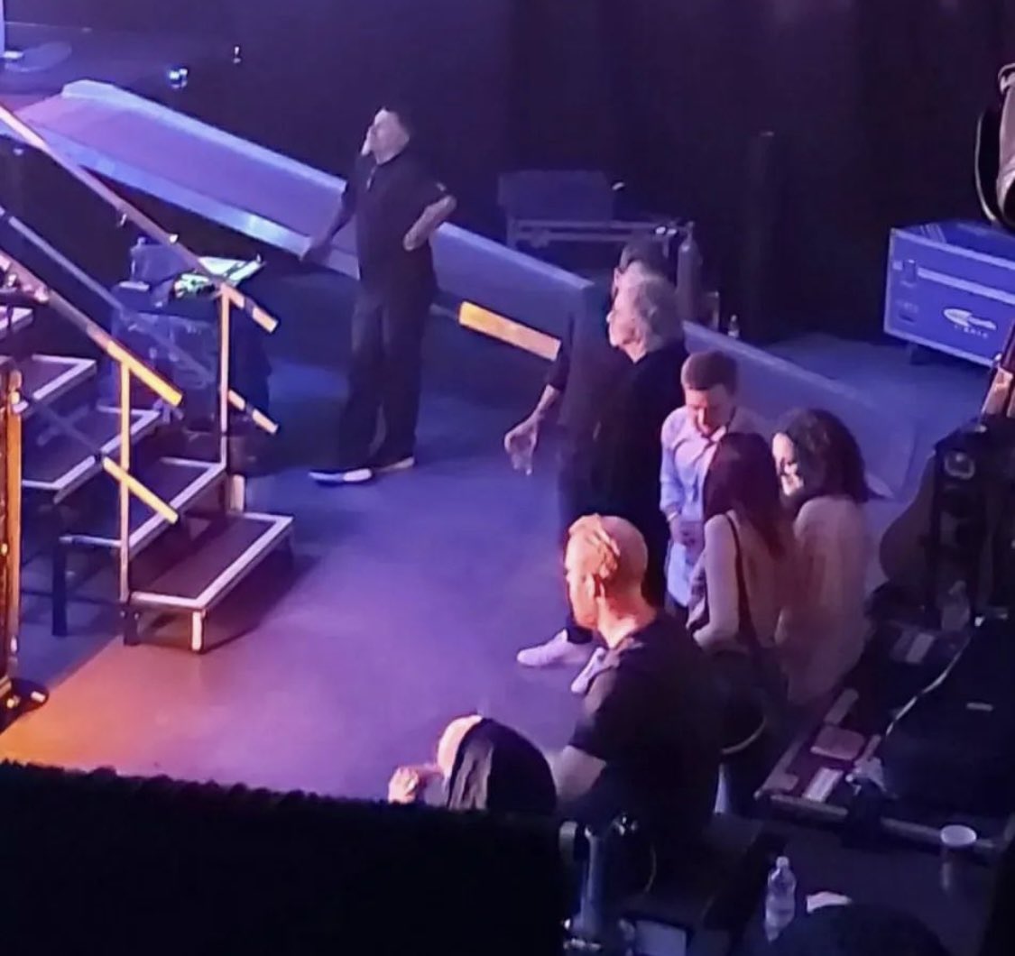 softestcamille's tweet photo. camille with jessica and edward at the concert of jeff beck and johnny depp last night https://t.co/N4MDWqo4Pk